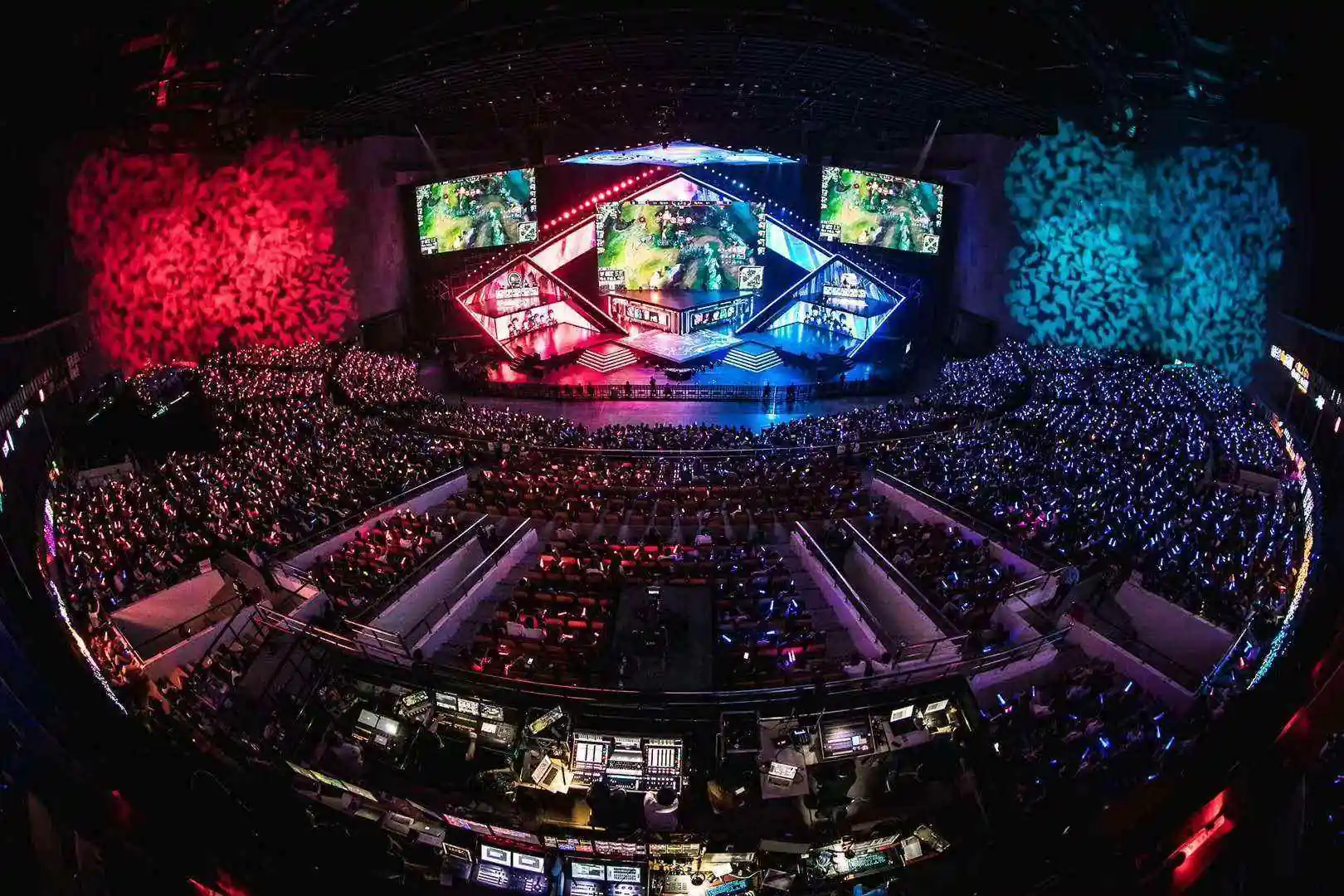 LOL：GEN击败T1卫冕MSI冠军，Chovy斩获Fmvp，输比赛谁来背锅